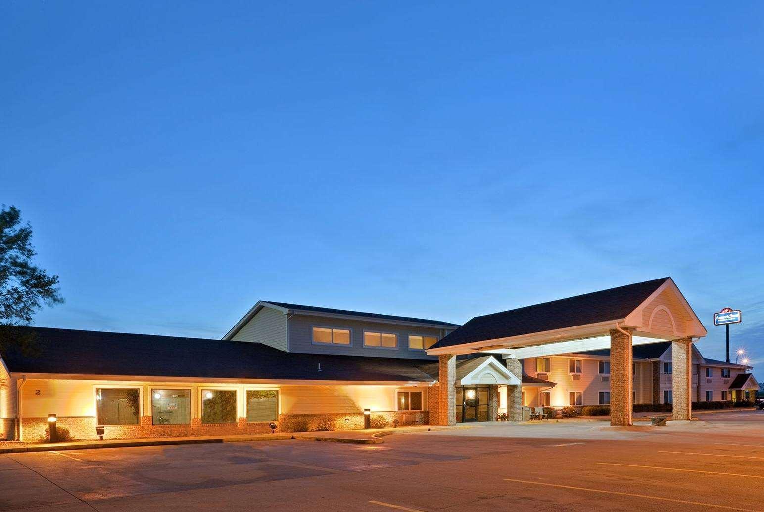 Americinn By Wyndham Stuart Esterno foto