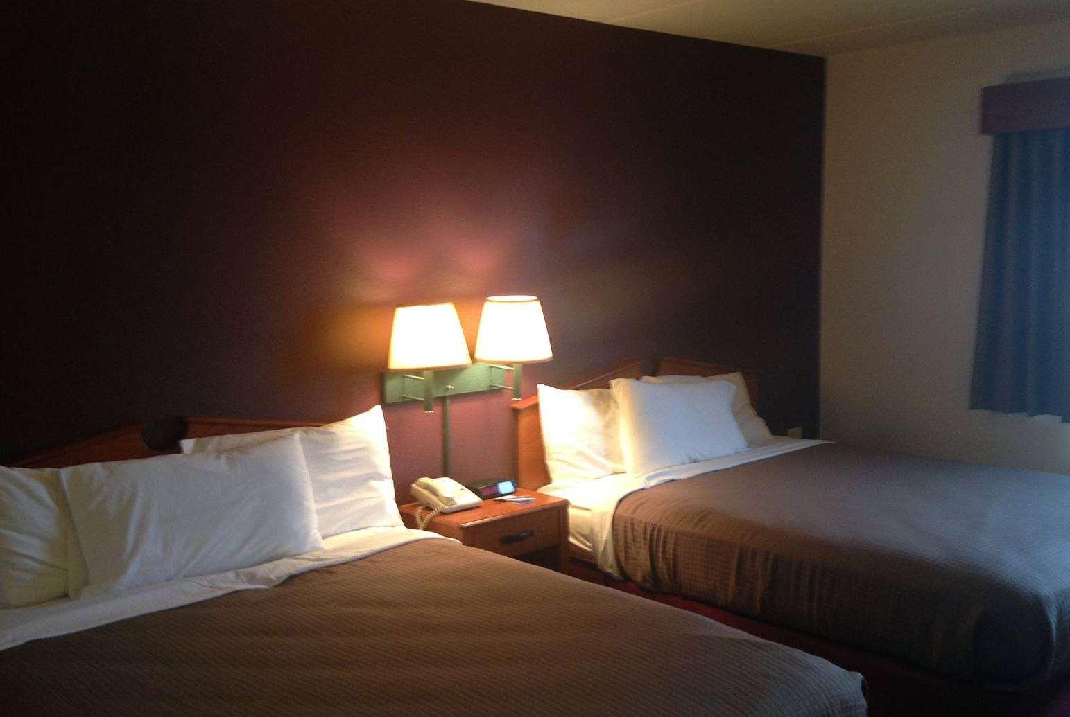 Americinn By Wyndham Stuart Esterno foto