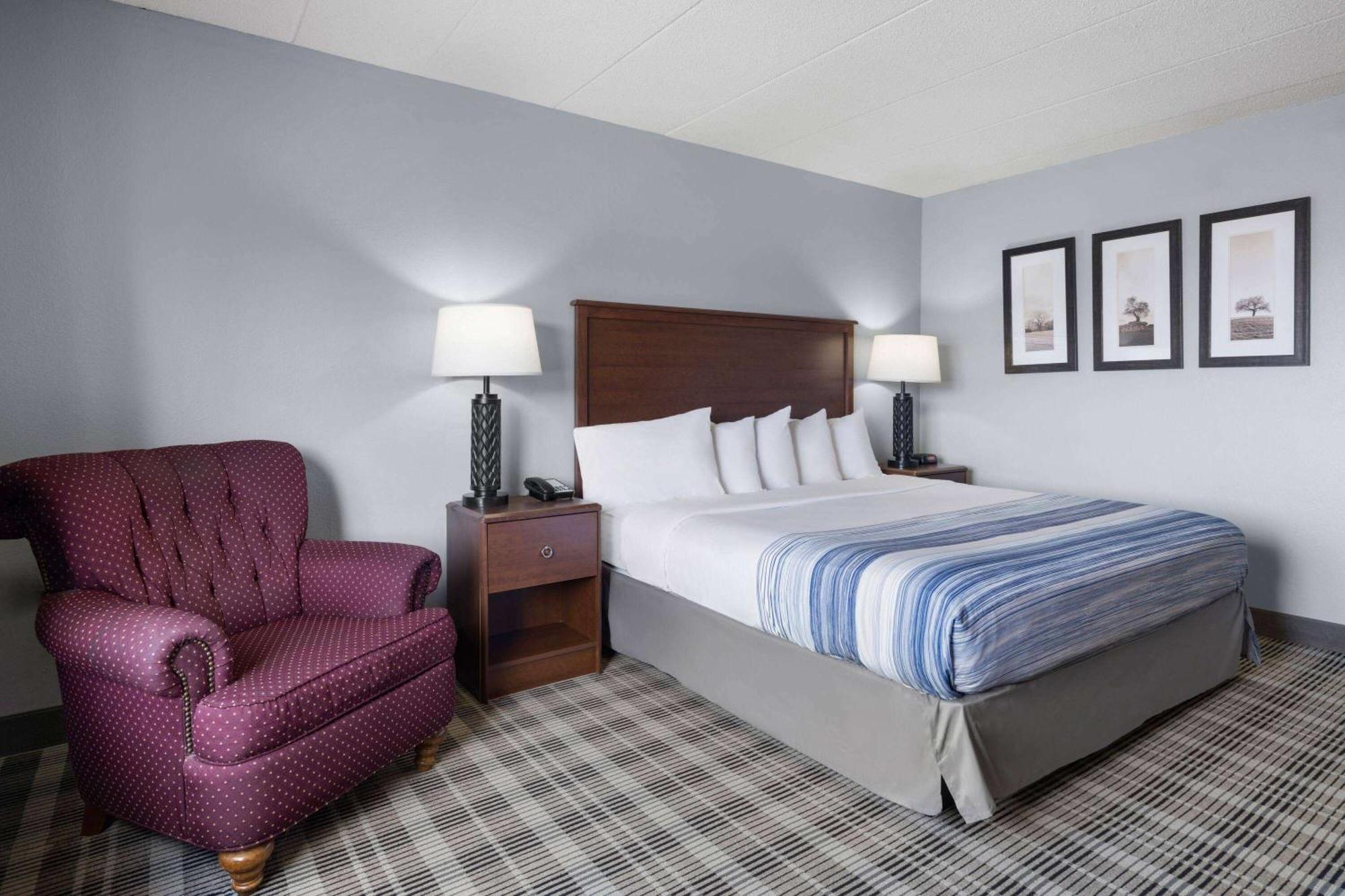 Americinn By Wyndham Stuart Esterno foto