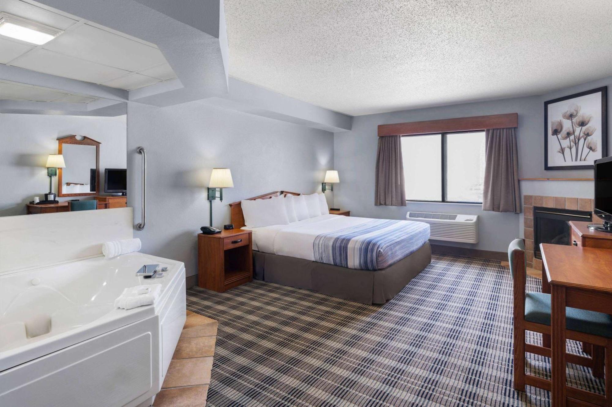 Americinn By Wyndham Stuart Esterno foto