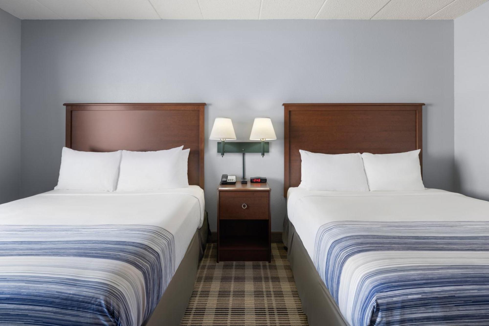 Americinn By Wyndham Stuart Esterno foto